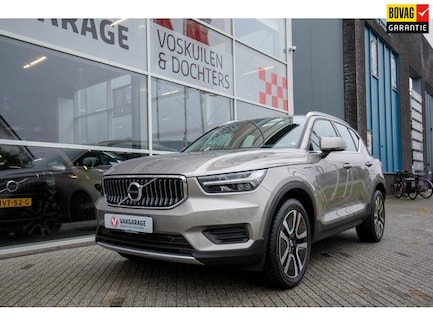 Volvo XC40 0