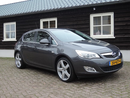 Opel Astra 0