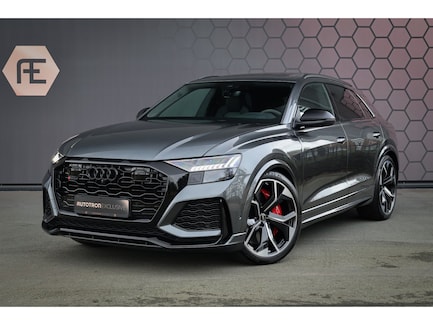 Audi RS Q8 0