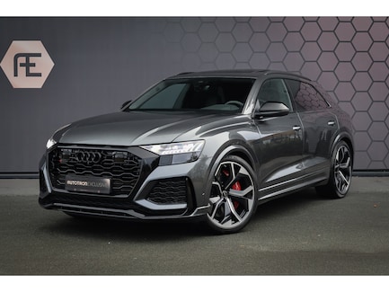 Audi RS Q8 0