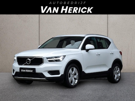 Volvo XC40 0