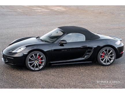 Porsche 718 Boxster 0