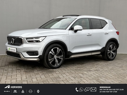 Volvo XC40 0