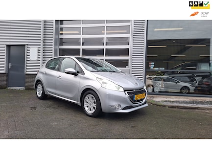 Peugeot 208 0