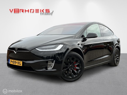 Tesla Model X 0