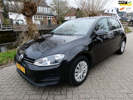 Volkswagen Golf 0