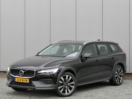 Volvo V60 Cross Country 0
