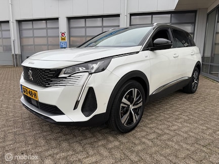 Peugeot 5008 0