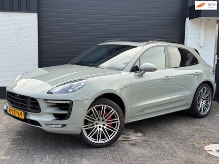 Porsche Macan 0