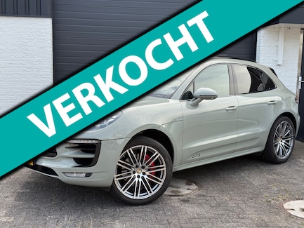 Porsche Macan 0