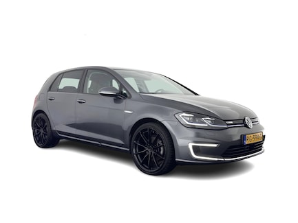 Volkswagen E-Golf 0