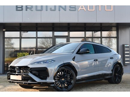 Lamborghini Urus 0