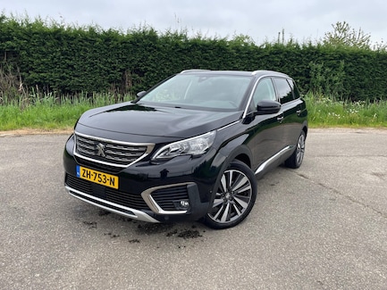 Peugeot 5008 0