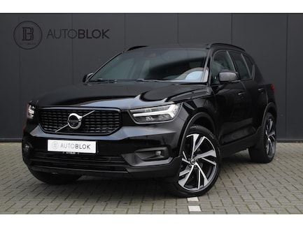 Volvo XC40 0