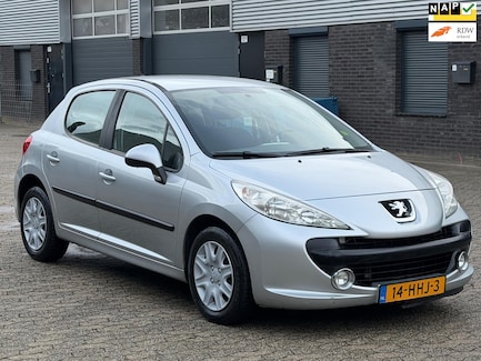 Peugeot 207 0