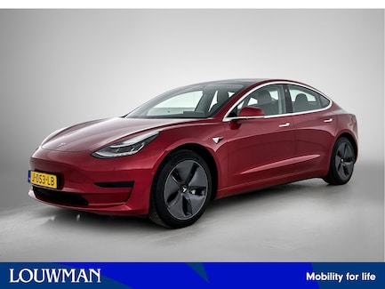 Tesla Model 3 0