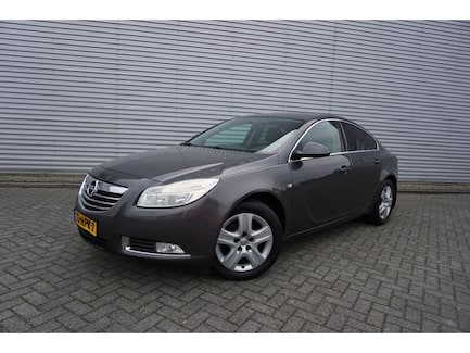 Opel Insignia 0