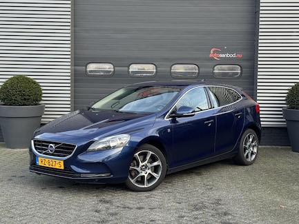 Volvo V40 Cross Country 0