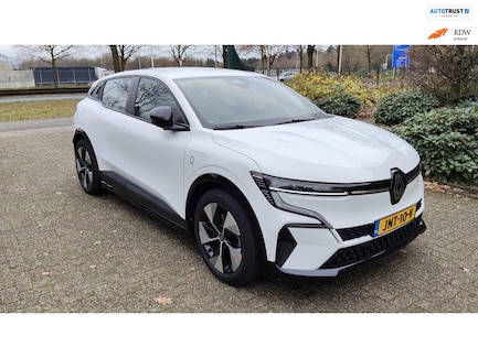 Renault Megane E-Tech 0