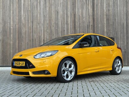 Ford Focus 0