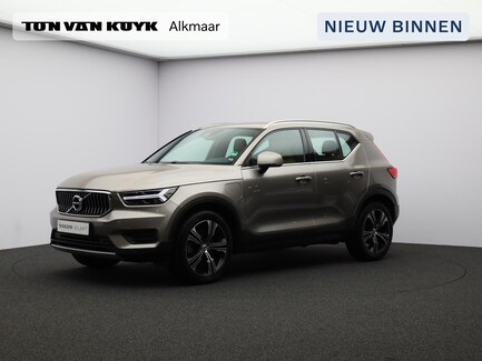 Volvo XC40 0