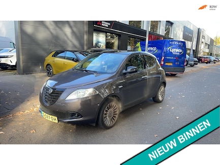 Lancia Ypsilon 0