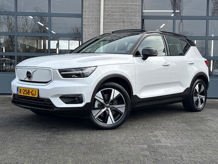 Volvo XC40 0