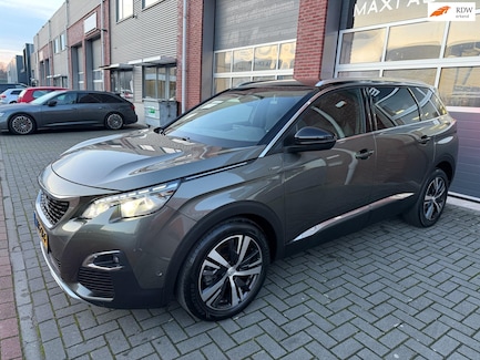 Peugeot 5008 0
