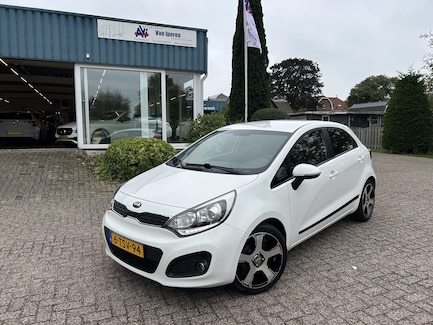 Kia Rio 0