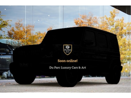 Land Rover Defender 0