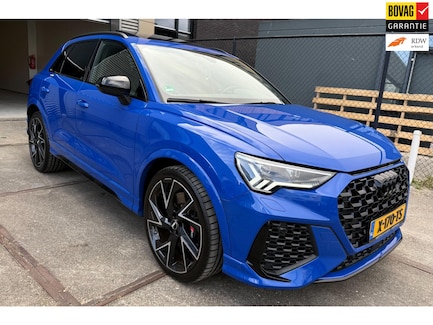 Audi RS Q3 0