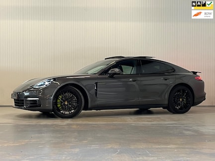 Porsche Panamera 0