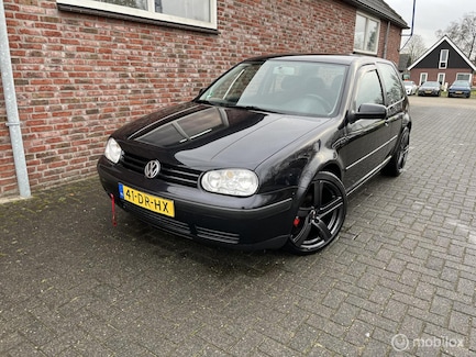 Volkswagen Golf 0