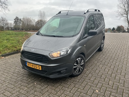 Ford Transit Courier 0