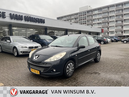 Peugeot 206+ 0