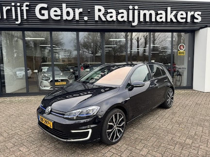 Volkswagen E-Golf 0