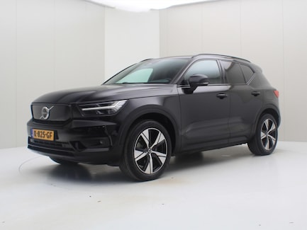 Volvo XC40 0
