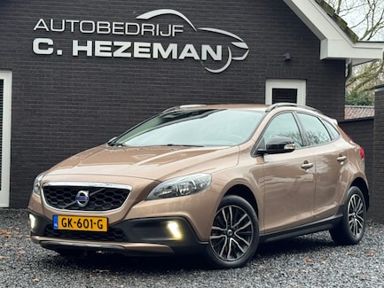 Volvo V40 Cross Country 0