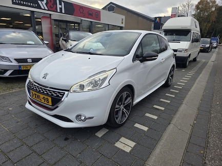Peugeot 208 0