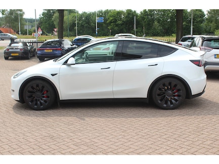 Tesla Model Y 0