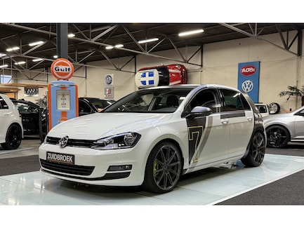 Volkswagen Golf 0