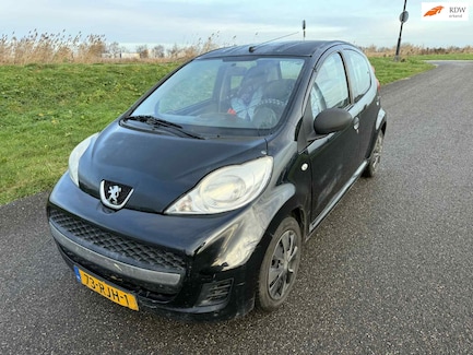 Peugeot 107 0