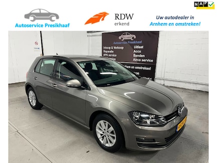 Volkswagen Golf 0