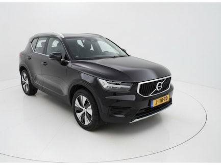 Volvo XC40 0