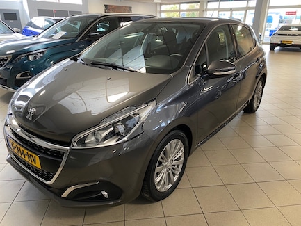 Peugeot 208 0