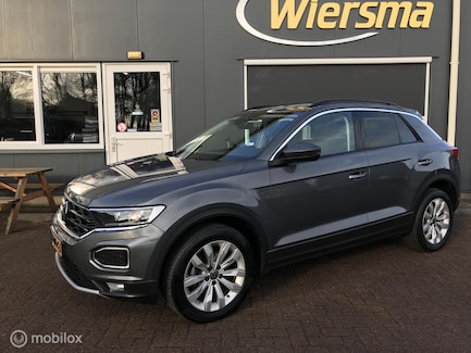 Volkswagen T-Roc 0