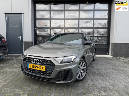 Audi A1 0