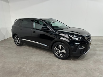Peugeot 5008 0