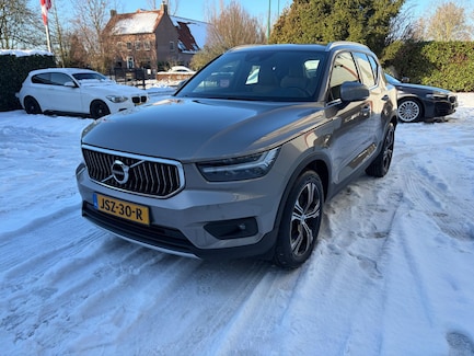 Volvo XC40 0