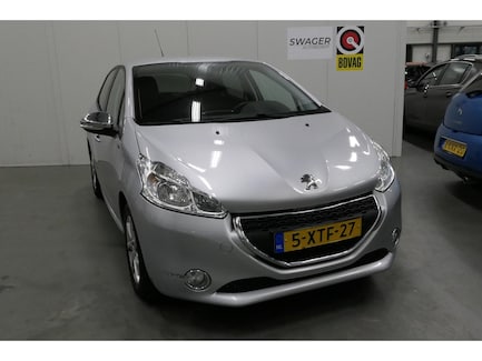 Peugeot 208 0